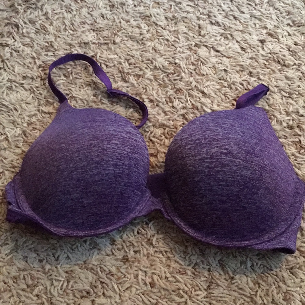 victoria’s secret t-shirt bra!!